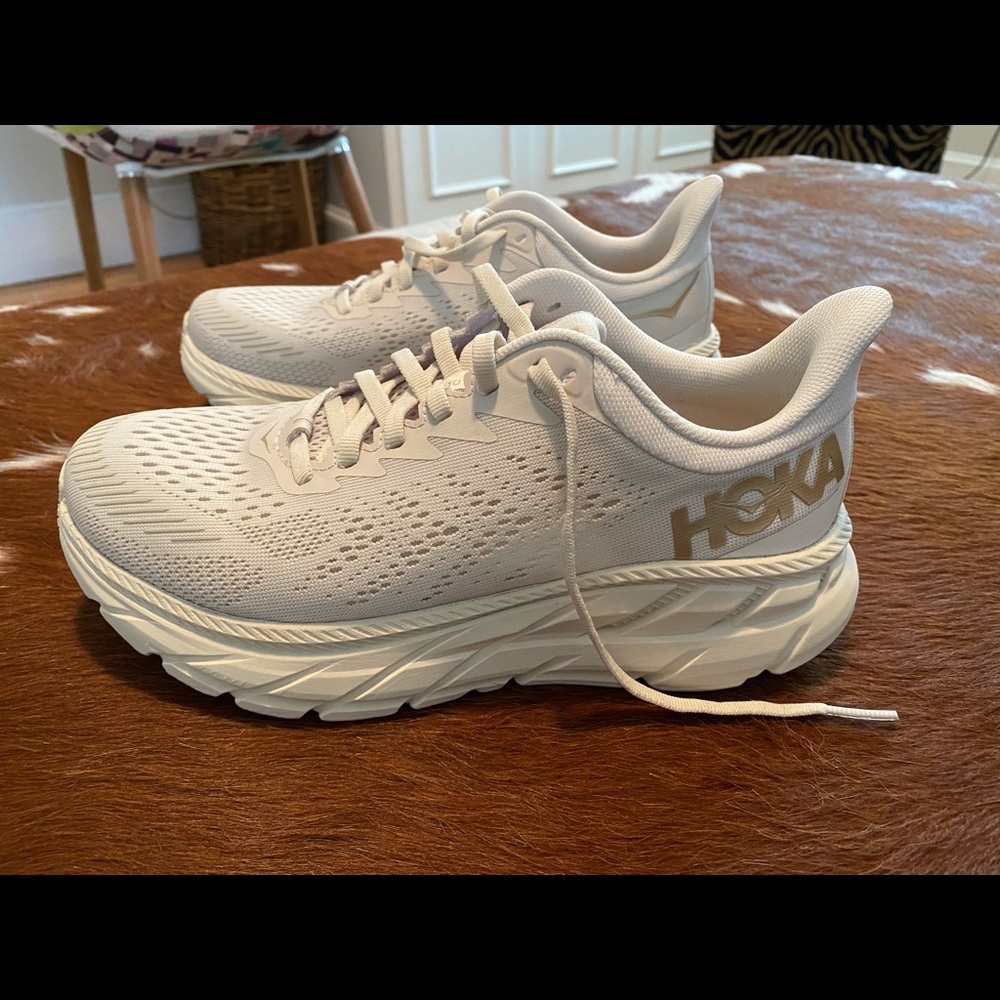 Women’s Hoka Clifton 7